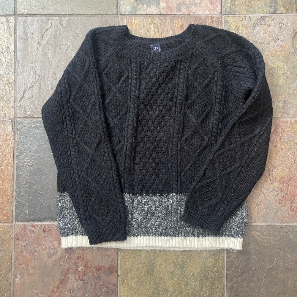 Gap sweater black grey white XL